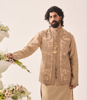 Chanderi Handloom Kurta paired with Pyjama Pants