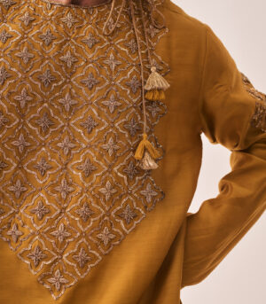 Chanderi Handloom Kurta paired with Pyjama Pants