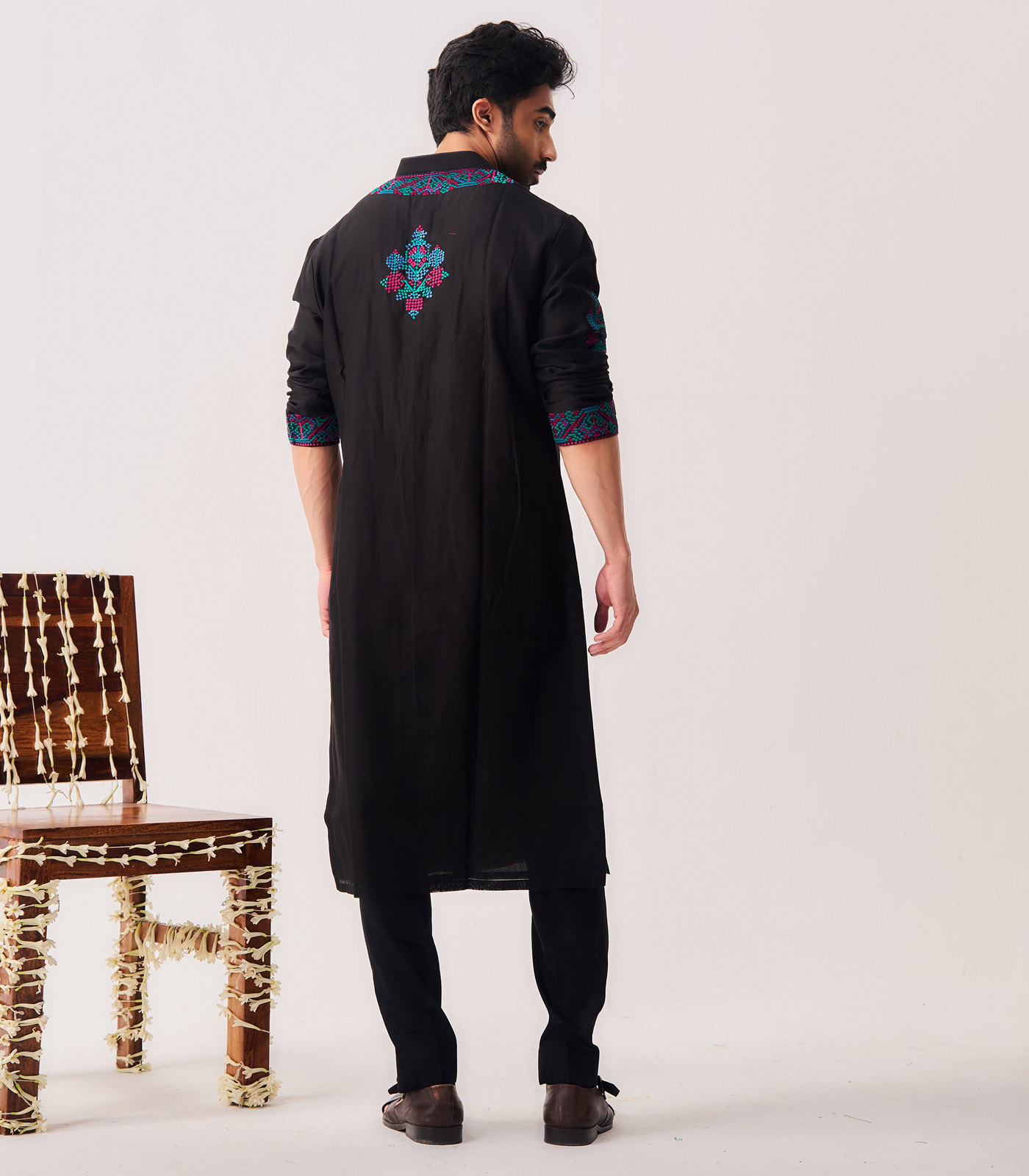 Chanderi Handloom Kurta paired with Pyjama Pants - Image 3