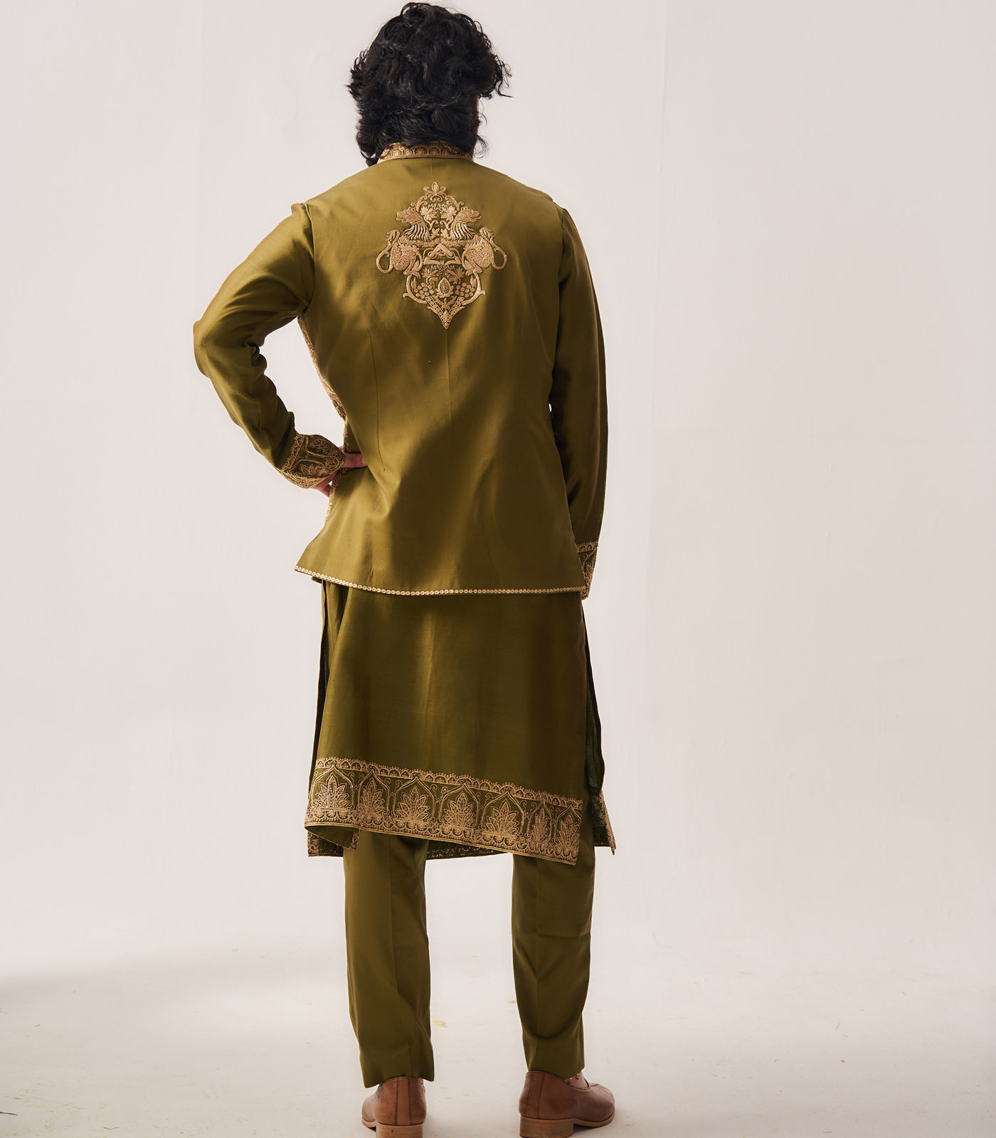 Chanderi Handloom Kurta paired with Pyjama Pants - Image 3