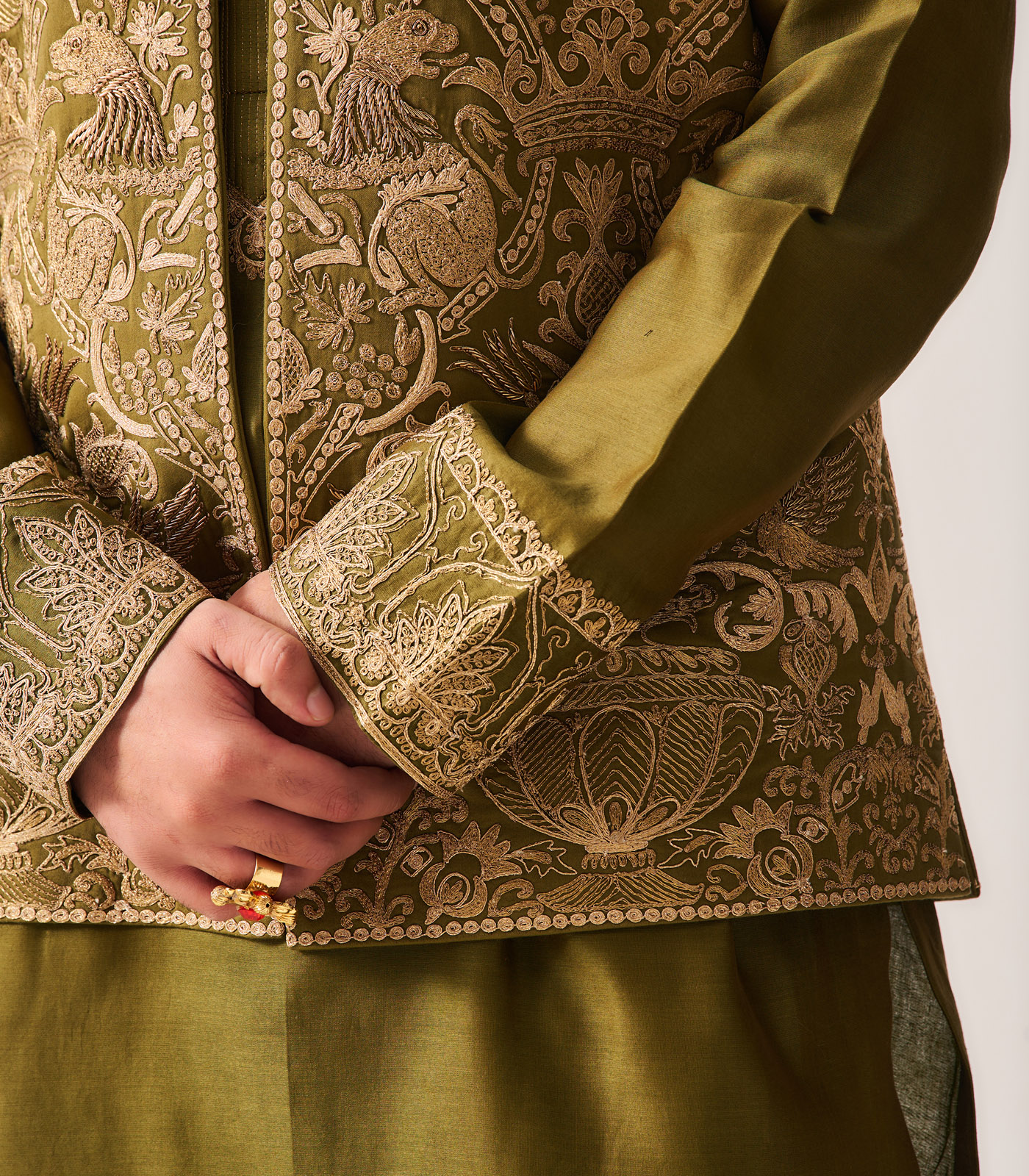 Chanderi Handloom Kurta paired with Pyjama Pants - Image 4