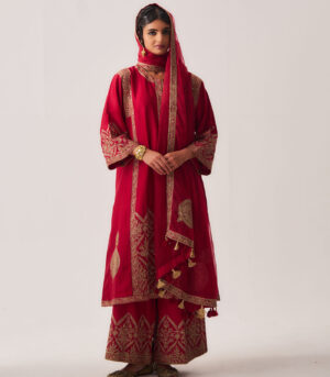 Phiran Kurta with Flare Pants and Dupatta