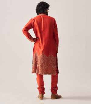 Chanderi Handloom Kurta paired with Churidar Pants
