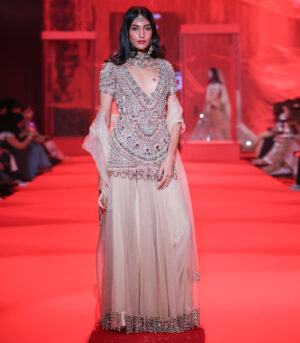 Ratnarekha Kurta Set