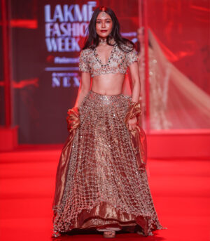 Tarakini Lehenga Set