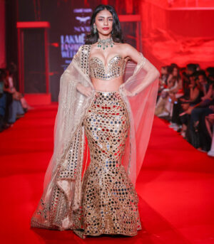 Tarakshi Lehenga Set