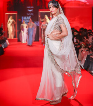 Ratnapriya Saree Set