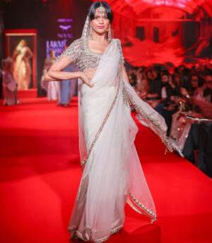 Ratnapriya Saree Set