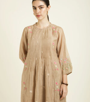 BEIGE MUL CHANDERI PLEATED TUNIC SET