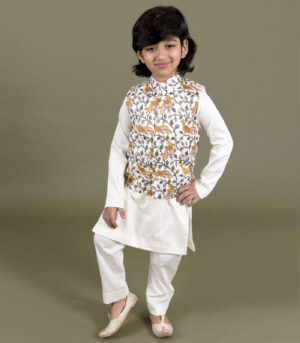 Kurta And Pants With Peacock Print Jacket