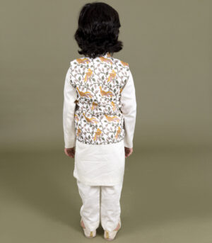 Kurta And Pants With Peacock Print Jacket