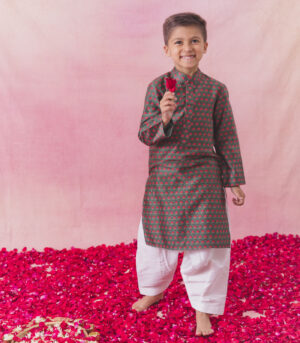 Green chanderi kurta with salwar