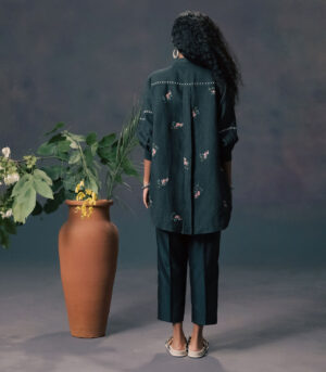 INDIGO ROSE PRINT SHIRT IN LINEN