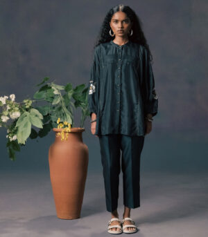 INDIGO SHIRT IN MULBERRY SILK