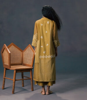 JACKET AND GEORGETTE TUNIC AND FLARED PANTS