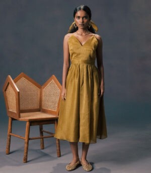 JACKET WITH EMBROIDERY  AND STRAP DRESS