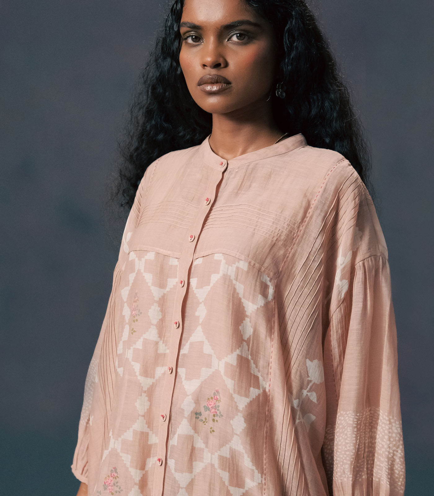 SHIRT IN MUL CHANDERI WITH STRAIGHT PANTS - Image 2