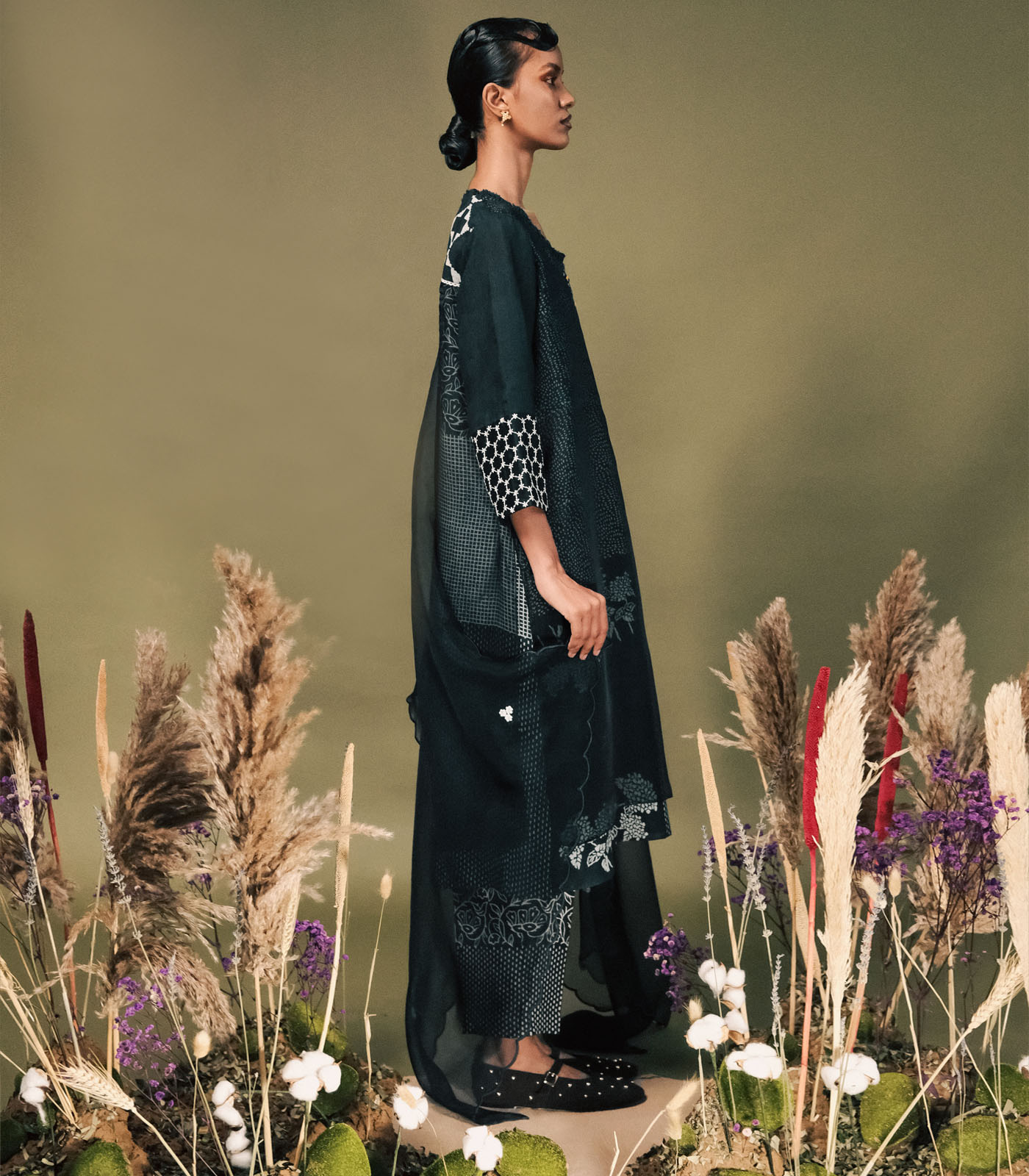 INDIGO DISCHARGE PRINT DOUBLE LAYER TUNIC SET - Image 3