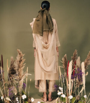 BEIGE TUNIC SET IN BANARSI BROCADE