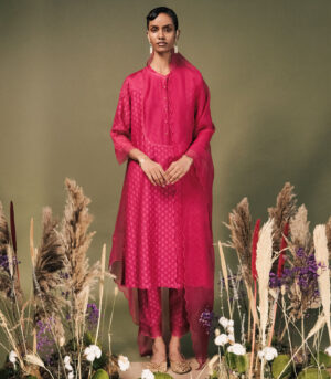 FUCHSIA TUNIC SET IN BANARSI BROCADE
