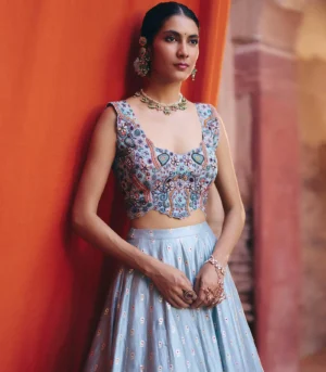 Neelam Lehenga