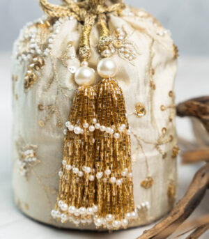 Diamond Hinted Kasse Plume Gold