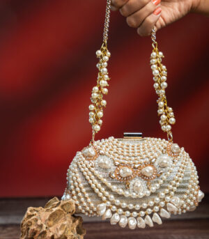 Pearl Adorn Kasse Gold