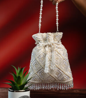 Pearl Criss Cross White