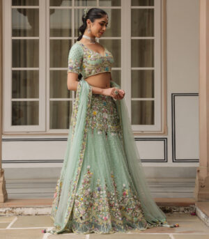 Gulzar Jaal Lehenga Set