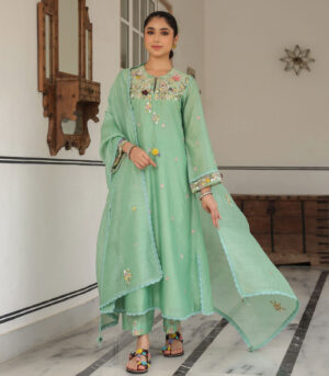 Gulzar Choker Neck Kurta Set