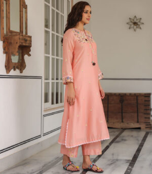 Gulzar Choker Neck Kurta Set