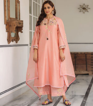 Gulzar Choker Neck Kurta Set