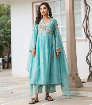 Gulzar Frockstyle Kurta Set