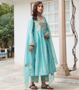 Gulzar Frockstyle Kurta Set