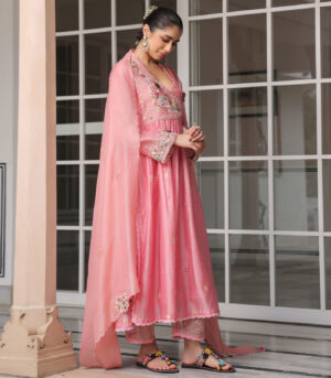 Gulzar Frockstyle Kurta Set