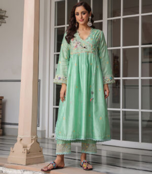 Gulzar Frockstyle Kurta Set