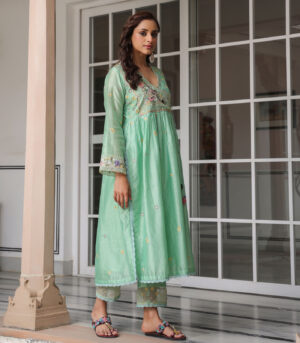 Gulzar Frockstyle Kurta Set