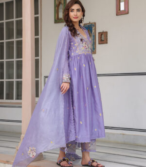 Gulzar Frockstyle Kurta Set