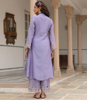 Gulzar Scallop Kurta Set