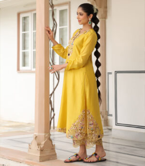 Gulzar Farshi Kurta Set