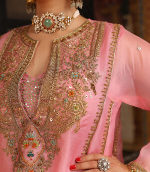 Ahista Pink Pakhi Yoke Pheran Long Kurta Set