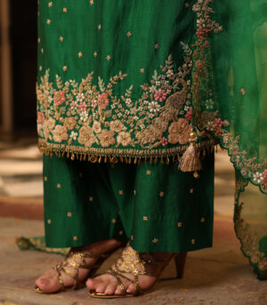 Ahista Green Mayur Applique Long Kurta With Heavy Dupatta