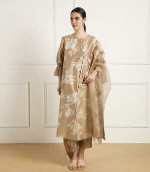 BEIGE DISCHARGE PRINT TUNIC IN SILK CHANDERI