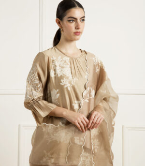 BEIGE DISCHARGE PRINT TUNIC IN SILK CHANDERI