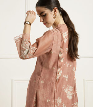 ALMOND PLEATED TUNIC IN MUL CHANDERI