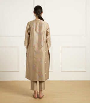 BEIGE FRONT PLEATS TUNIC IN SILK CHANDERI