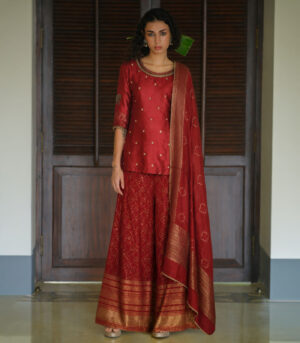 Matka neck short kurta set