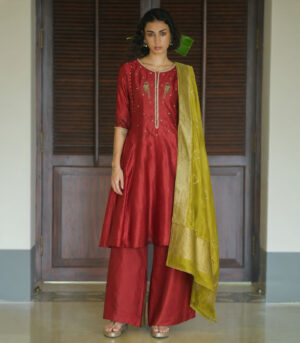 Silk kurta with dupatta & matching pants set