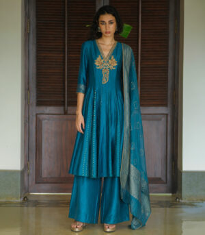 Flared godet kurta set