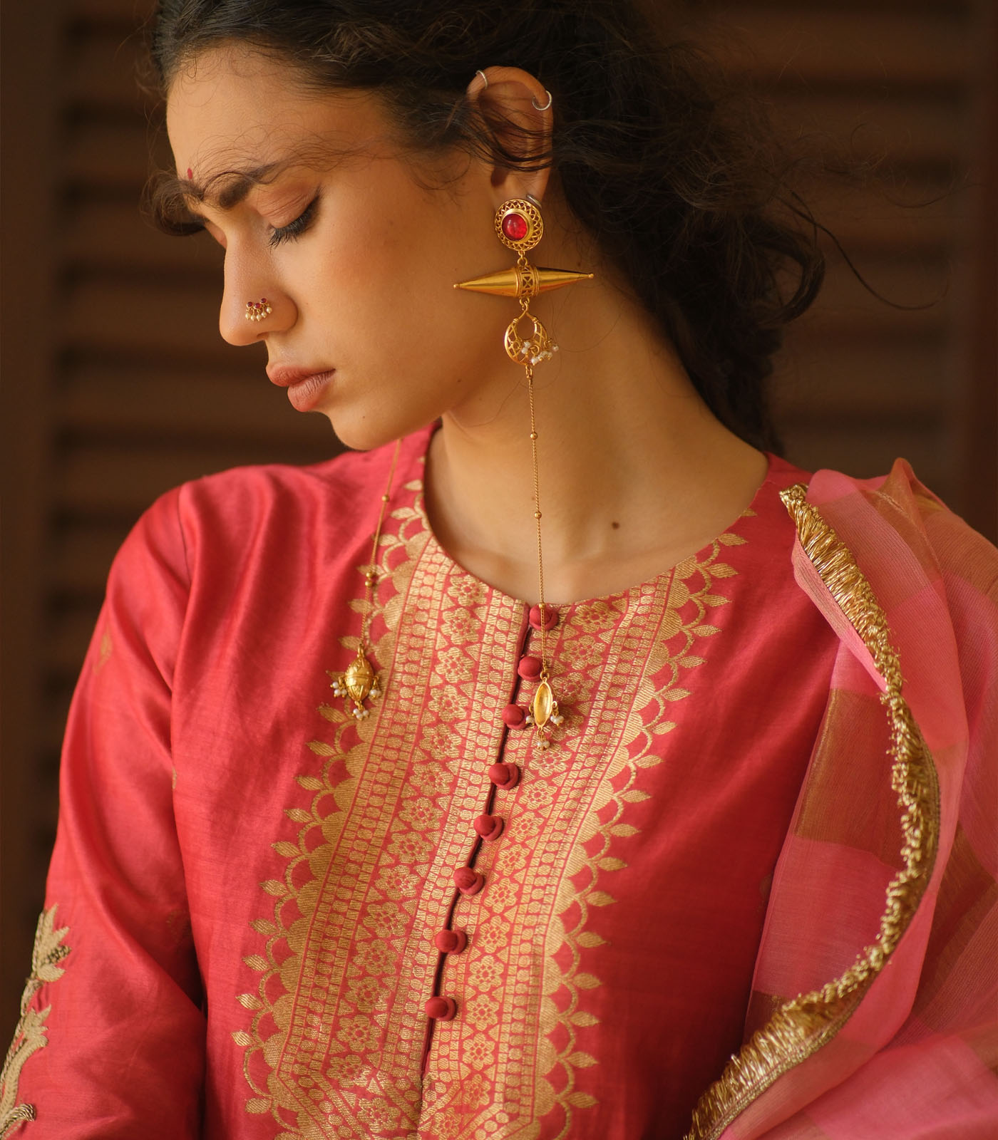 Aline benerasi woven kurta set - Image 2